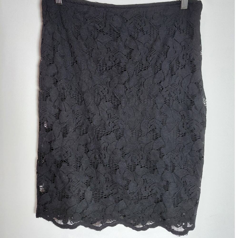 ZARA COLLECTION Zara Lace Skirt Black Solid Lined Women Size 6